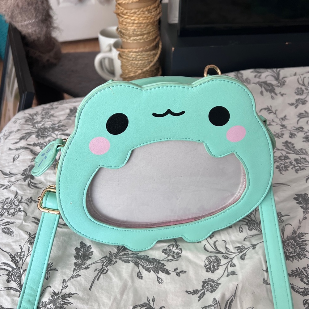 Mint Green Froggie Ita Bag